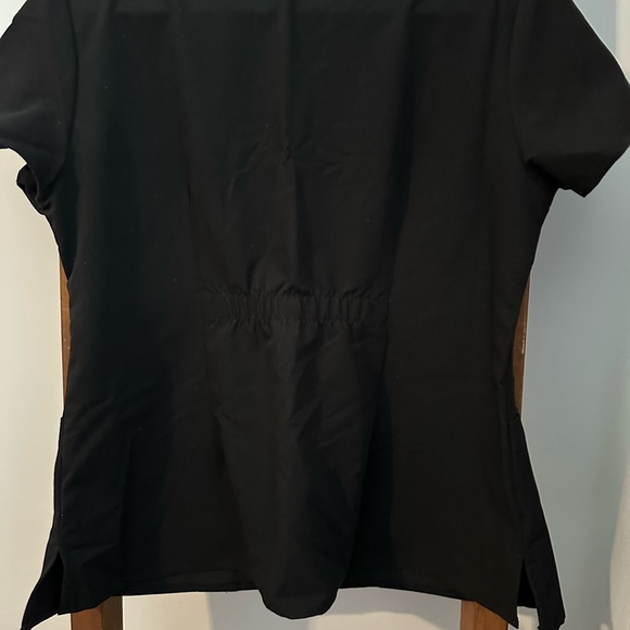 Excel 4 Way Stretch Scrub Top - Picture 6 of 7